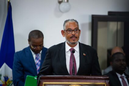 Alix Didier Fils-Aimé : Un Serviteur du Pouvoir ou Complice du Système ?