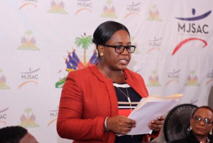 76 000 dollars de fonds publics envolés : Djovany Michel met en cause la conseillère présidentielle Régine Abraham