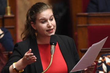 Mathilde Panot réclame l’expulsion de l’ambassadeur d’Israël en France
