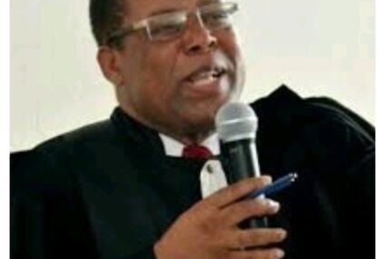 Après la révocation, rester en poste serait illégal, avertit Me Samuel Madistin